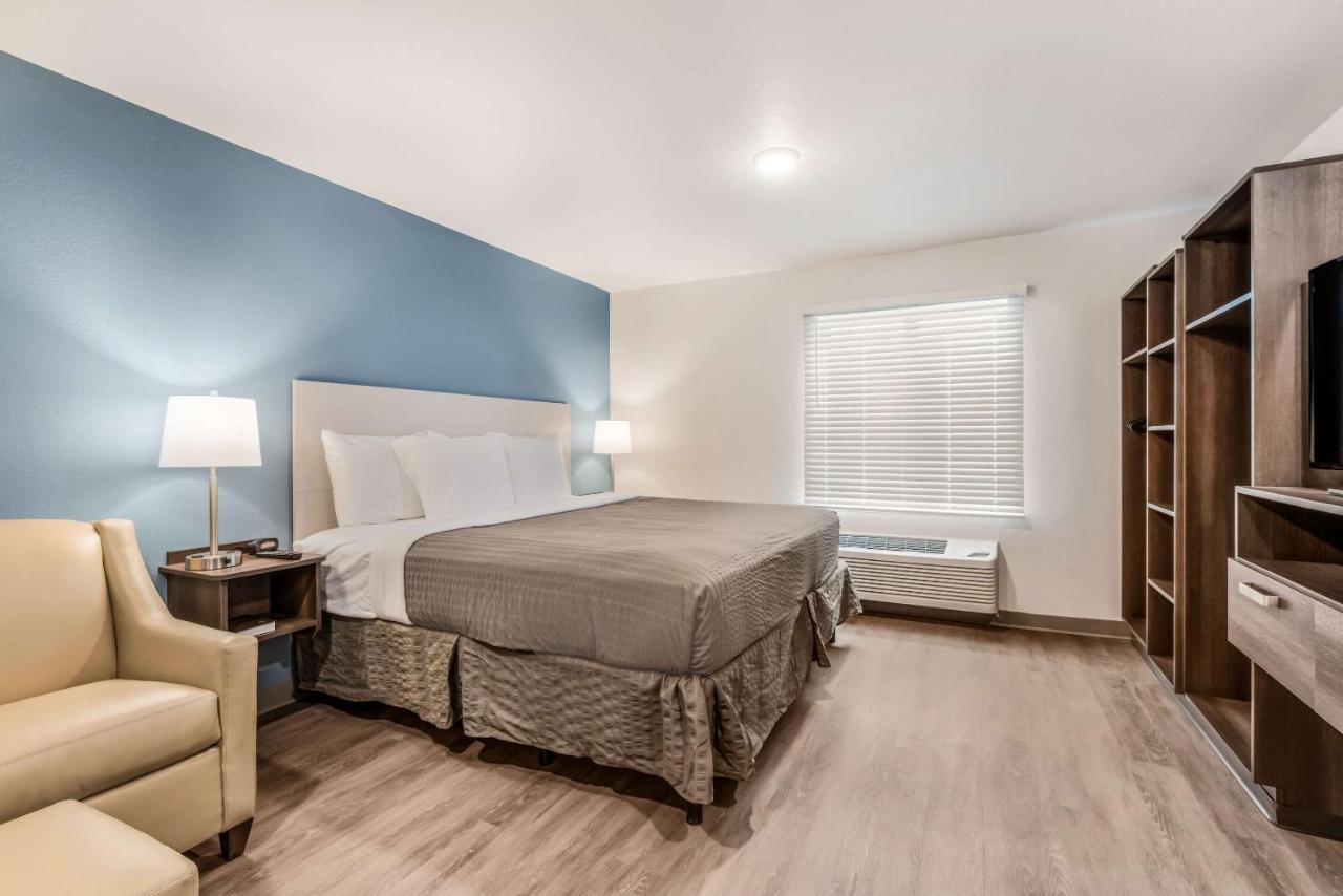 Woodspring Suites Charlotte - University Research Park Habitación foto
